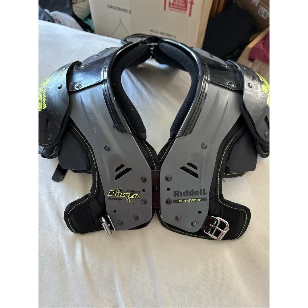 RiddellYouth Football Shoulder Pads  XS 14